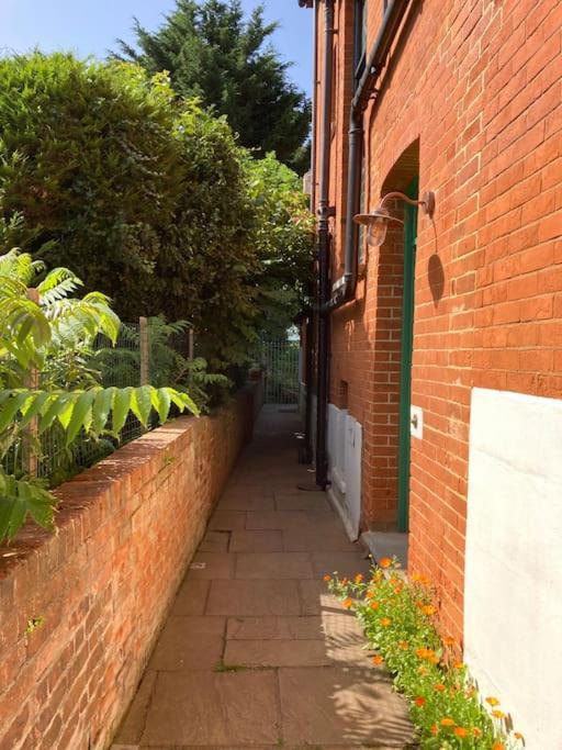Lepine- Holiday Apartment In Sunny Folkestone Luaran gambar
